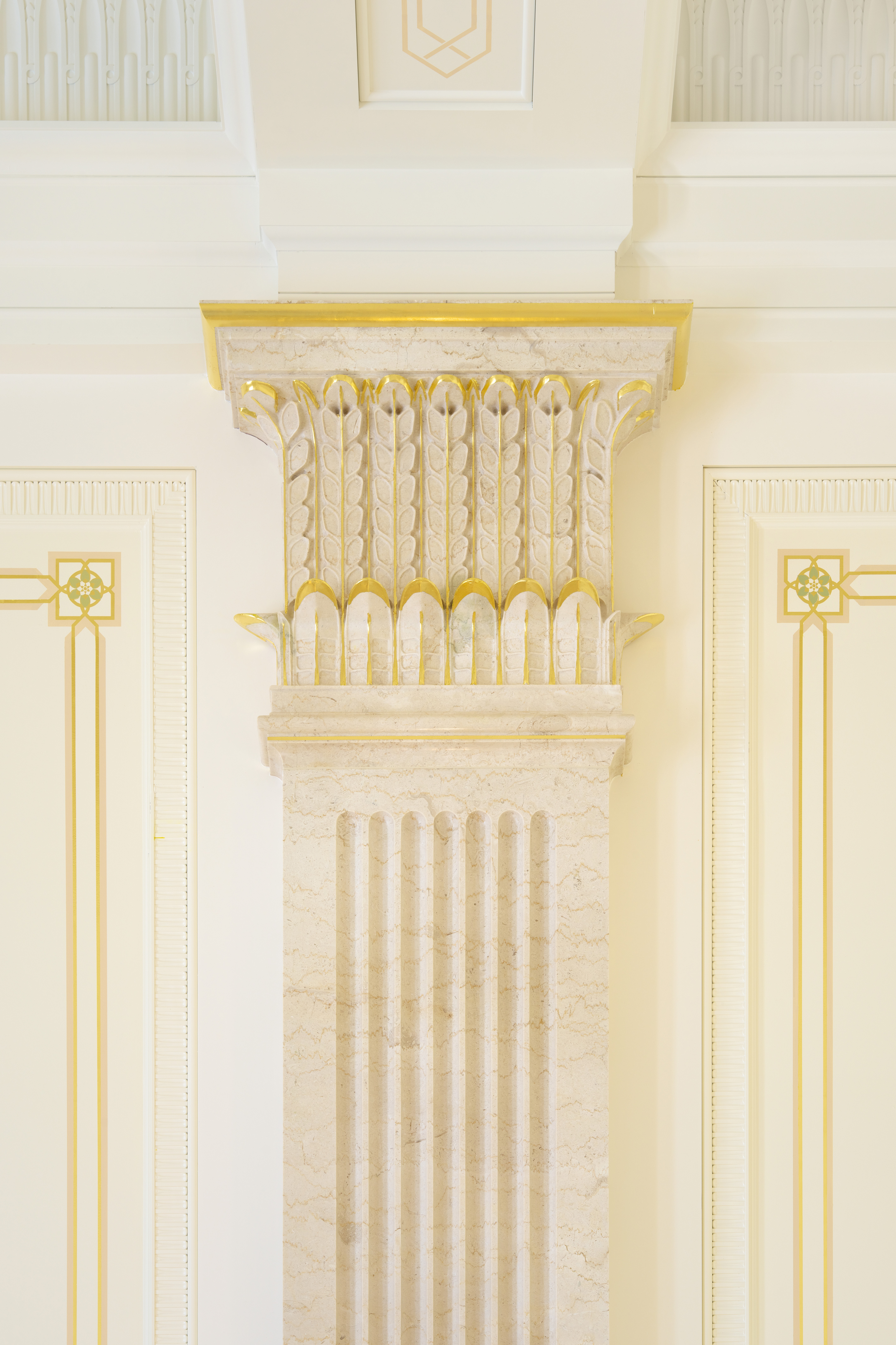 Indianapolis_Temple_Celestial_Room_Detail_2015.jpg