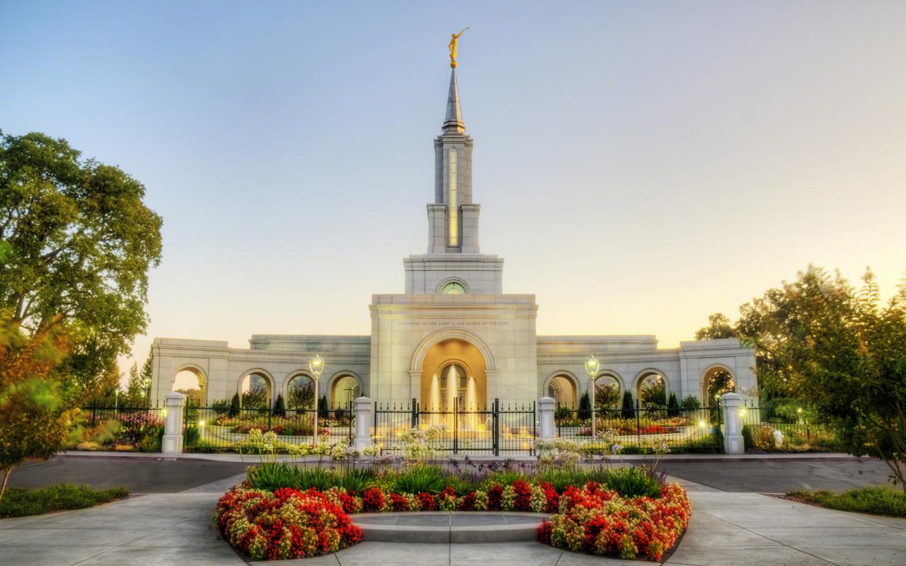 The Sacramento California Temple.